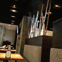 4/9/2013에 Rob H.님이 Umi Japanese Restaurant에서 찍은 사진