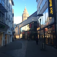 Foto tomada en Müller Drogeriemarkt  por Anna A. el 6/2/2015