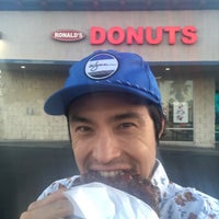 Photo taken at Ronald&amp;#39;s Donuts by Jon K. on 7/11/2022