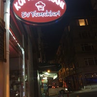 Photo taken at Köfte Dükkanı by Mustafa on 4/17/2016