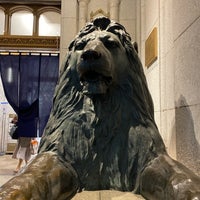 Photo taken at Lion Statue by Hiroyasu M. on 1/31/2024