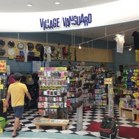 ヴィレッジヴァンガード モラージュ柏 Agora Fechado 柏市 70 Clientes