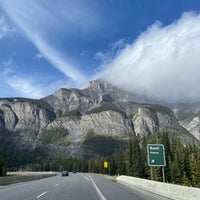 9/18/2021 tarihinde Katelyn G.ziyaretçi tarafından Town of Banff'de çekilen fotoğraf