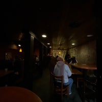 Foto tirada no(a) Tondees Tavern por Mike Z. em 11/26/2021