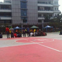 Photo taken at Lapangan Futsal Universitas Budi Luhur by Hilda A. on 10/23/2013