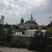 Photo taken at Gülbahçesi Konya Mutfağı by Şule Y. on 8/16/2019