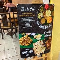 Foto diambil di Curry Leaf Restaurant oleh TC Boi pada 4/13/2021