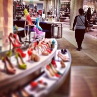 5th avenue shoes wikipedia