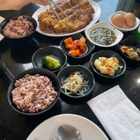 Photo taken at Soon&amp;#39;s Tofu &amp;amp; Korean BBQ by Renata R. on 5/4/2023