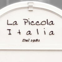Das Foto wurde bei La Piccola Italia von La Piccola Italia am 10/6/2013 aufgenommen
