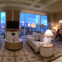 Photo taken at Tower Suite Bar at The Wynn by B on 8/11/2014