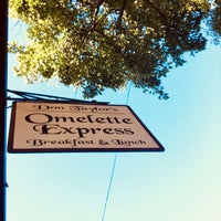 Photo taken at Omelette Express by Kenley G. on 9/23/2020