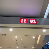 Photo taken at UNIQLO by Eif M. on 10/30/2019