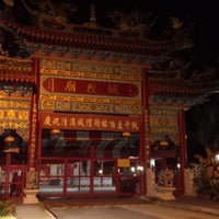 Photo taken at 城隍廟 @ 300 Pandan Garden by James on 1/10/2014