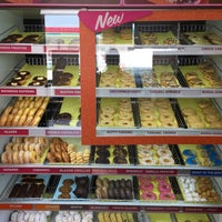 Photo taken at Dunkin&amp;#39; Donuts دانكن دونتس by Ron&amp;#39;s been here on 3/1/2016