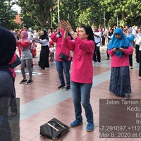 Foto tomada en Taman Bungkul  por Fansi el 3/8/2020
