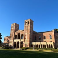 Photo taken at UCLA Royce Quad by Paul W. on 2/12/2022