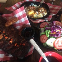 Photo taken at Country Ribs Metepec by Verónica T. on 10/17/2016