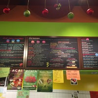 Photo taken at Da Juice Bar by Voltaire V. on 5/2/2018