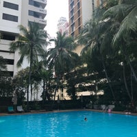 Photo taken at Swimming Pool @ Anantara Siam Hotel by Leo L. on 2/11/2019