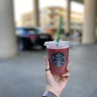 Das Foto wurde bei Starbucks von ضحى |. am 6/30/2020 aufgenommen
