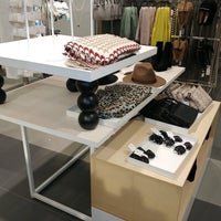 H M 15 Southdale Ctr