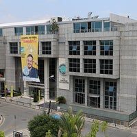 Photo taken at Üsküdar Üniversitesi by Üsküdar Üniversitesi on 5/28/2018