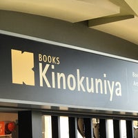 Photo taken at BOOKS Kinokuniya Santa Monica Store by Barry F. on 2/24/2019