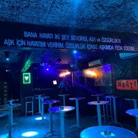 Das Foto wurde bei Club Martı von 👑 Mavişşş 👑 am 7/31/2021 aufgenommen