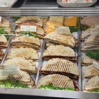 Cafe De Novo Deli Bodega In New York