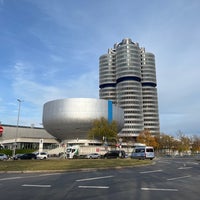 Photo taken at BMW-Hochhaus (Vierzylinder) by Fuyuhiko T. on 11/9/2023