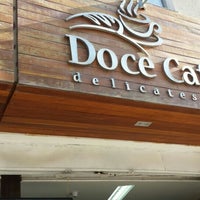 Photo taken at Doce Café Delicatessen by Marcelo M. on 9/10/2015