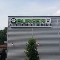 5/24/2014에 Myke H.님이 BurgerFi에서 찍은 사진