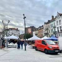 Photo taken at Marché de Jourdanmarkt by Vera V. on 10/27/2019