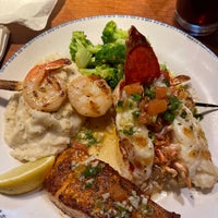 Photo taken at Red Lobster by Michelle H. on 6/3/2022