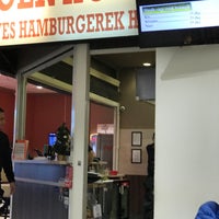12/19/2017 tarihinde Robi Dálnokiziyaretçi tarafından Burger House'de çekilen fotoğraf