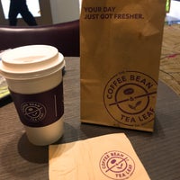 Photo taken at The Coffee Bean &amp;amp; Tea Leaf by Lily F. on 7/19/2019