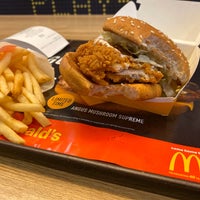 Photo taken at McDonald&#39;s by Manish T. on 12/2/2019