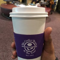 Photo taken at The Coffee Bean &amp;amp; Tea Leaf by Manish T. on 1/23/2019