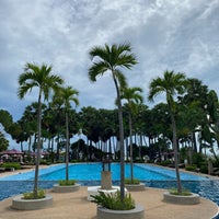 Foto diambil di Botany Beach Resort oleh Bankberger pada 5/21/2022