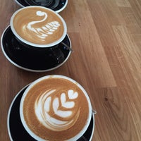 Das Foto wurde bei Taste Map Coffee Roasters von Ieva M. am 3/26/2015 aufgenommen