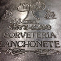 รูปภาพถ่ายที่ Sorveteria e Lanchonete Ypê โดย Eduardo V. เมื่อ 4/9/2014