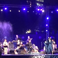 8/13/2017 tarihinde Hamed B.ziyaretçi tarafından Grand Performances'de çekilen fotoğraf