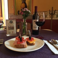 Снимок сделан в Restaurant Andariego пользователем Judith I. 6/25/2015
