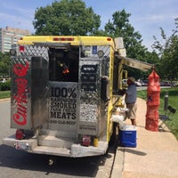6/5/2013 tarihinde David F.ziyaretçi tarafından Curley&amp;#39;s Q BBQ Food Truck &amp;amp; Catering'de çekilen fotoğraf