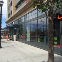 nike store assembly row