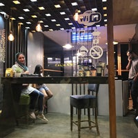 6/30/2017에 Aidin K.님이 Mélange Café | کافه ملانژ에서 찍은 사진