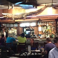 Foto scattata a Le Bayou Restaurant da Hector S. il 6/18/2016