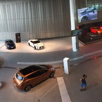 Photo taken at Nissan Global Headquarters Gallery by tokyuhands on 7/12/2016