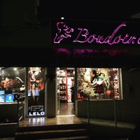 รูปภาพถ่ายที่ Boudoir Erotic Boutique โดย Jeni C. เมื่อ 4/19/2017